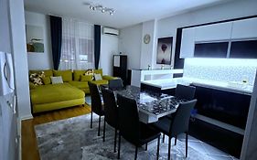 Pleasure Lux1 Apartment